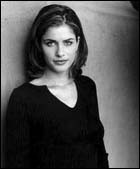 Amanda Peet (c) D.R.